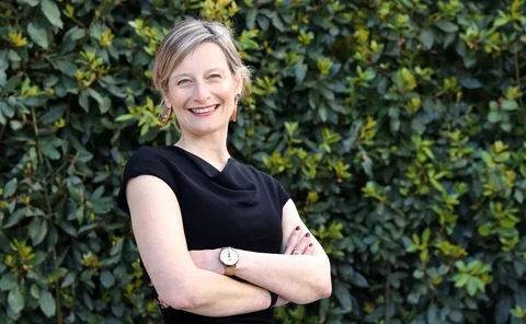 Typhaine Beaupérin, Ferma