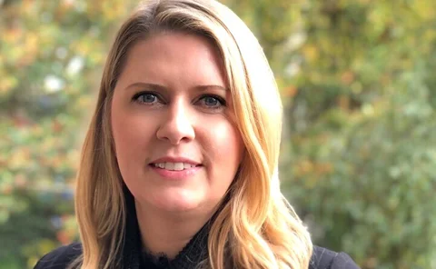 Hannah Tindal, Allianz